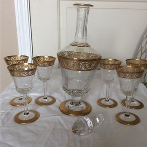 St Louis decanter and six liquor glasses